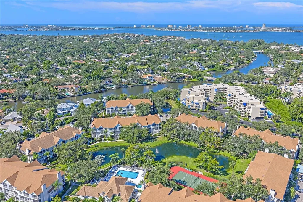 850 S Tamiami Trail Sarasota FL 34236