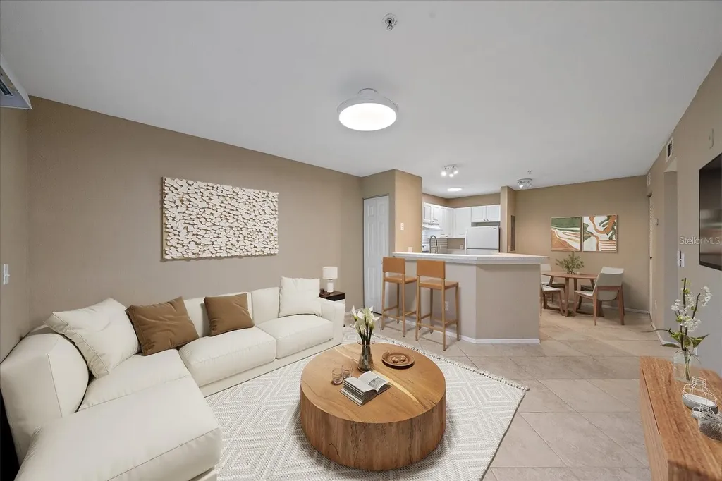 850 S Tamiami Trail Sarasota FL 34236