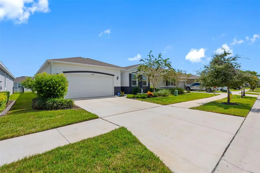 13207 Waterleaf Garden Circle Riverview FL 33579