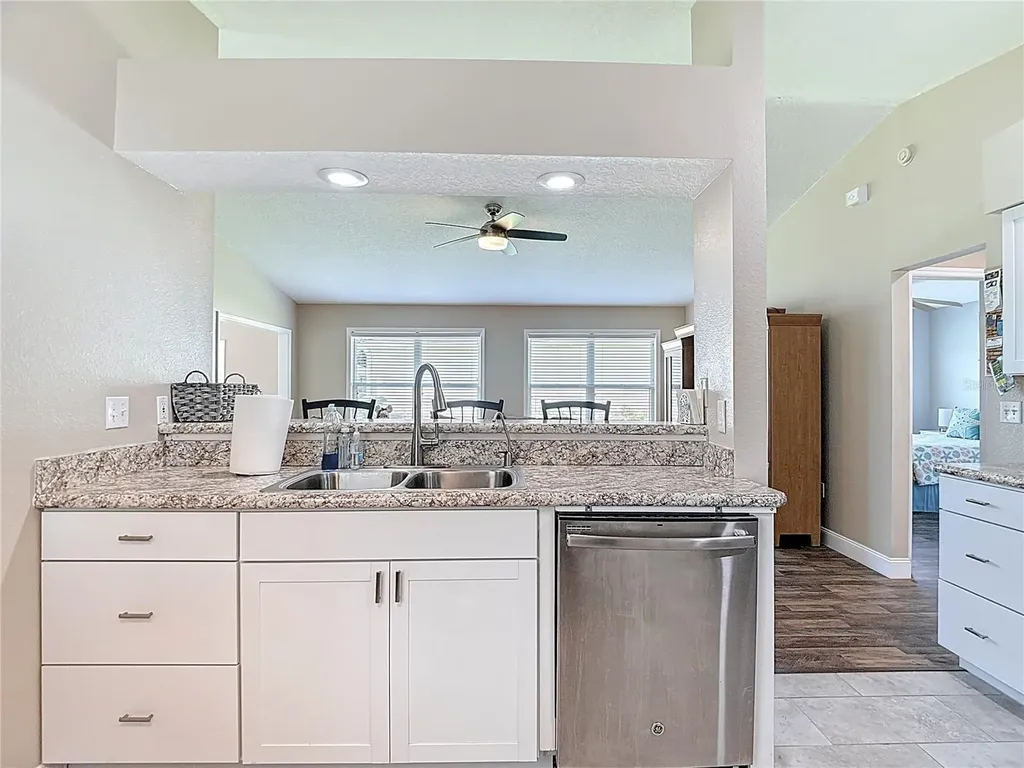 11205 Corey Pavin Lane San Antonio FL 33576