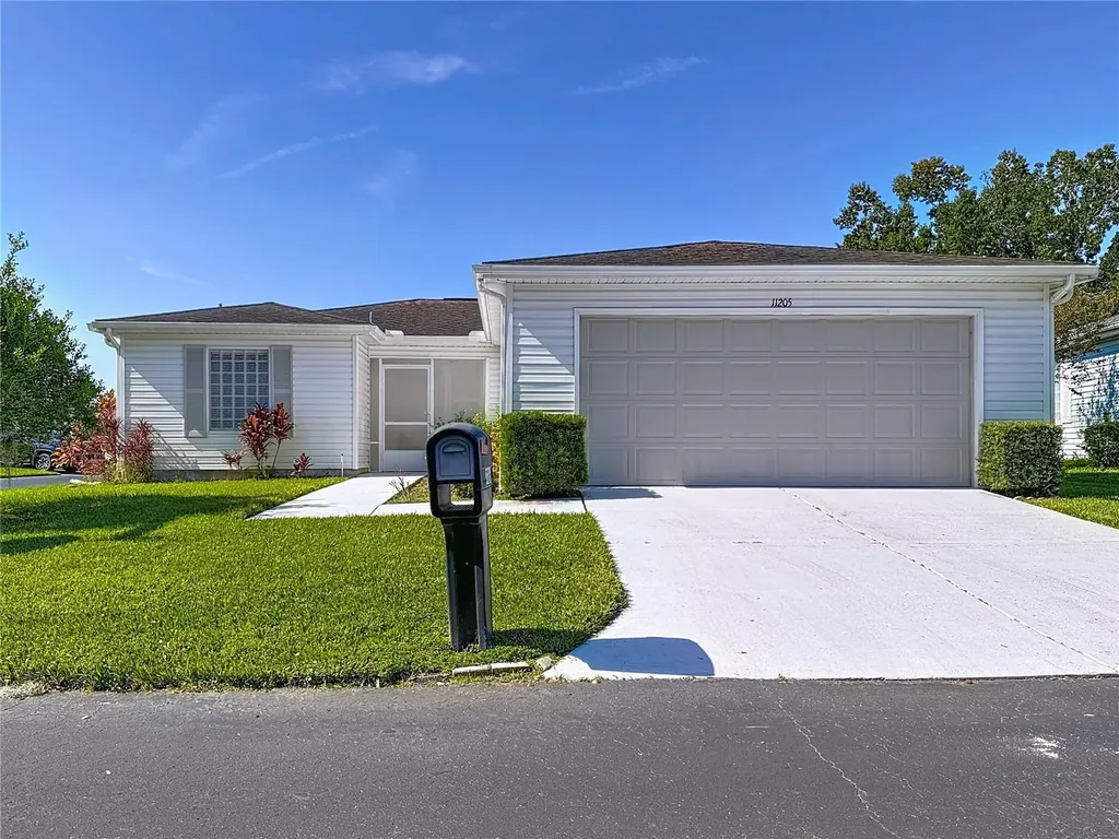 11205 Corey Pavin Lane San Antonio FL 33576