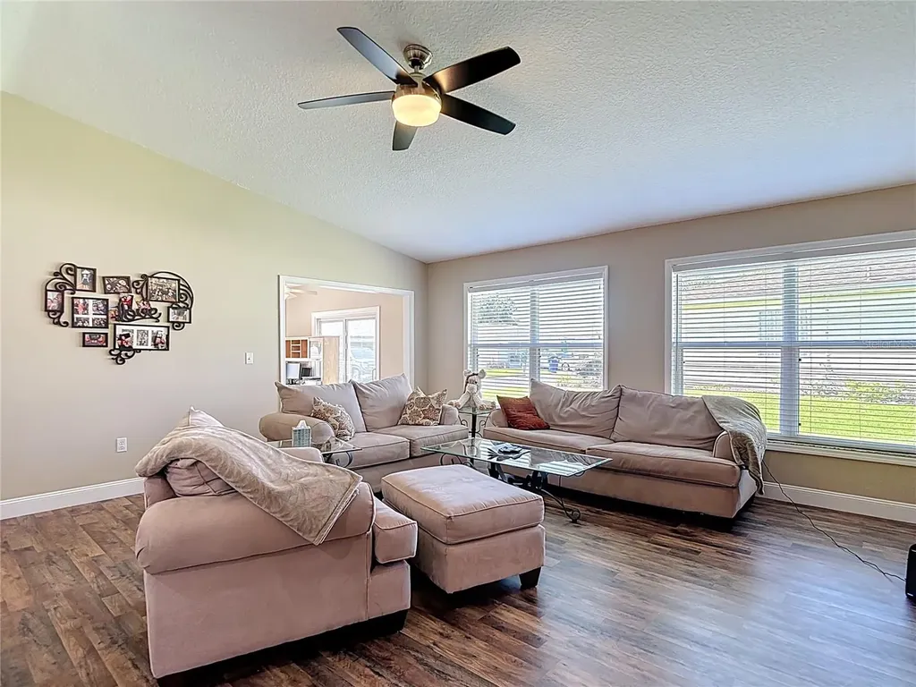 11205 Corey Pavin Lane San Antonio FL 33576