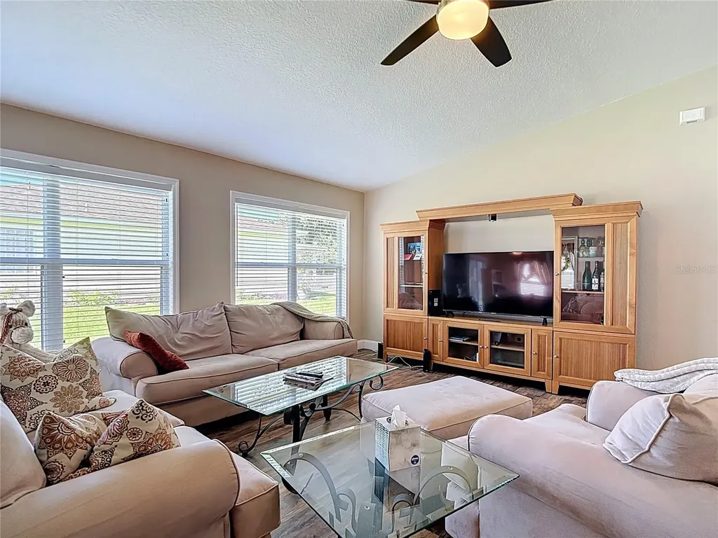 11205 Corey Pavin Lane San Antonio FL 33576
