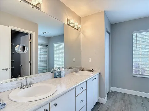 11205 Corey Pavin Lane San Antonio FL 33576