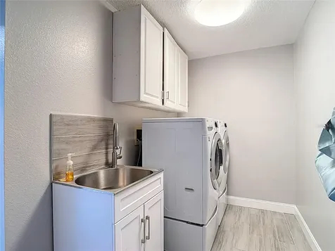 11205 Corey Pavin Lane San Antonio FL 33576