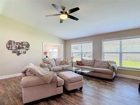 11205 Corey Pavin Lane San Antonio FL 33576