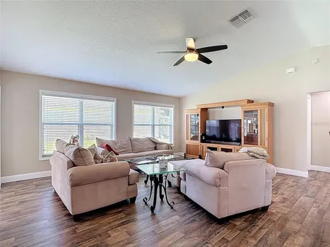 11205 Corey Pavin Lane San Antonio FL 33576
