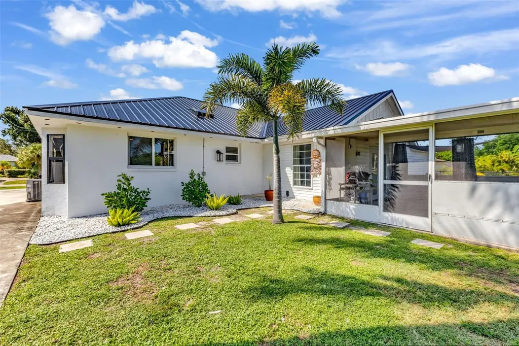 3295 Brooklyn Avenue Port Charlotte FL 33952