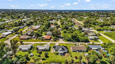 3295 Brooklyn Avenue Port Charlotte FL 33952