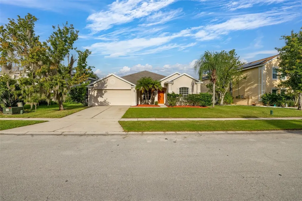 2172 The Oaks Boulevard Kissimmee FL 34746