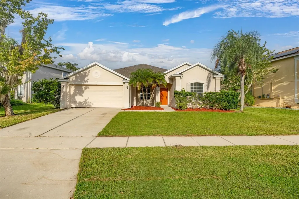 2172 The Oaks Boulevard Kissimmee FL 34746