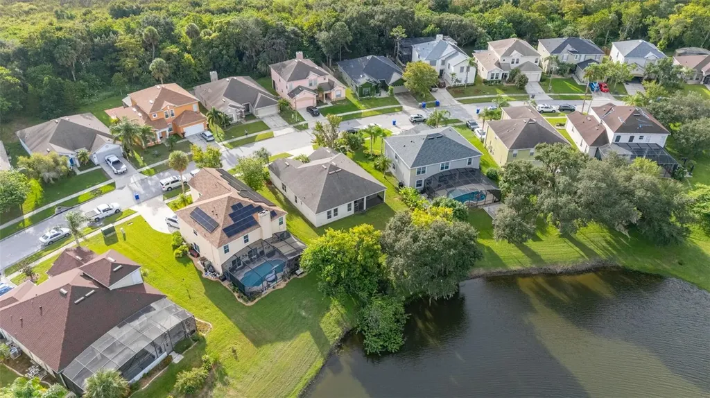2172 The Oaks Boulevard Kissimmee FL 34746
