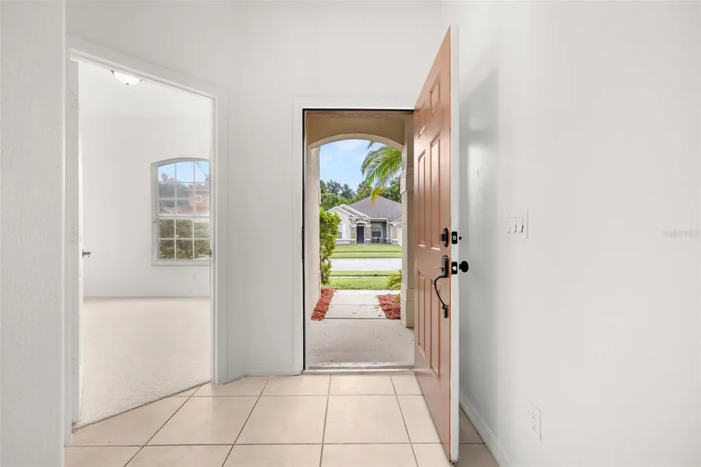 2172 The Oaks Boulevard Kissimmee FL 34746