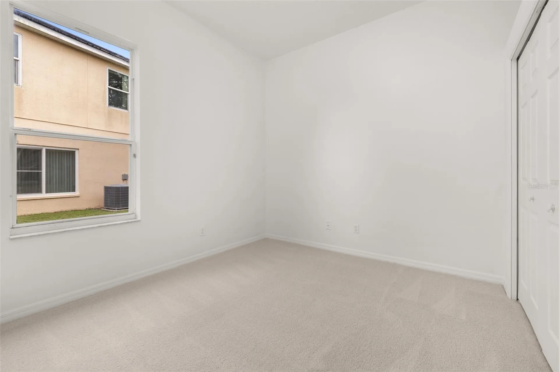 2172 The Oaks Boulevard Kissimmee FL 34746