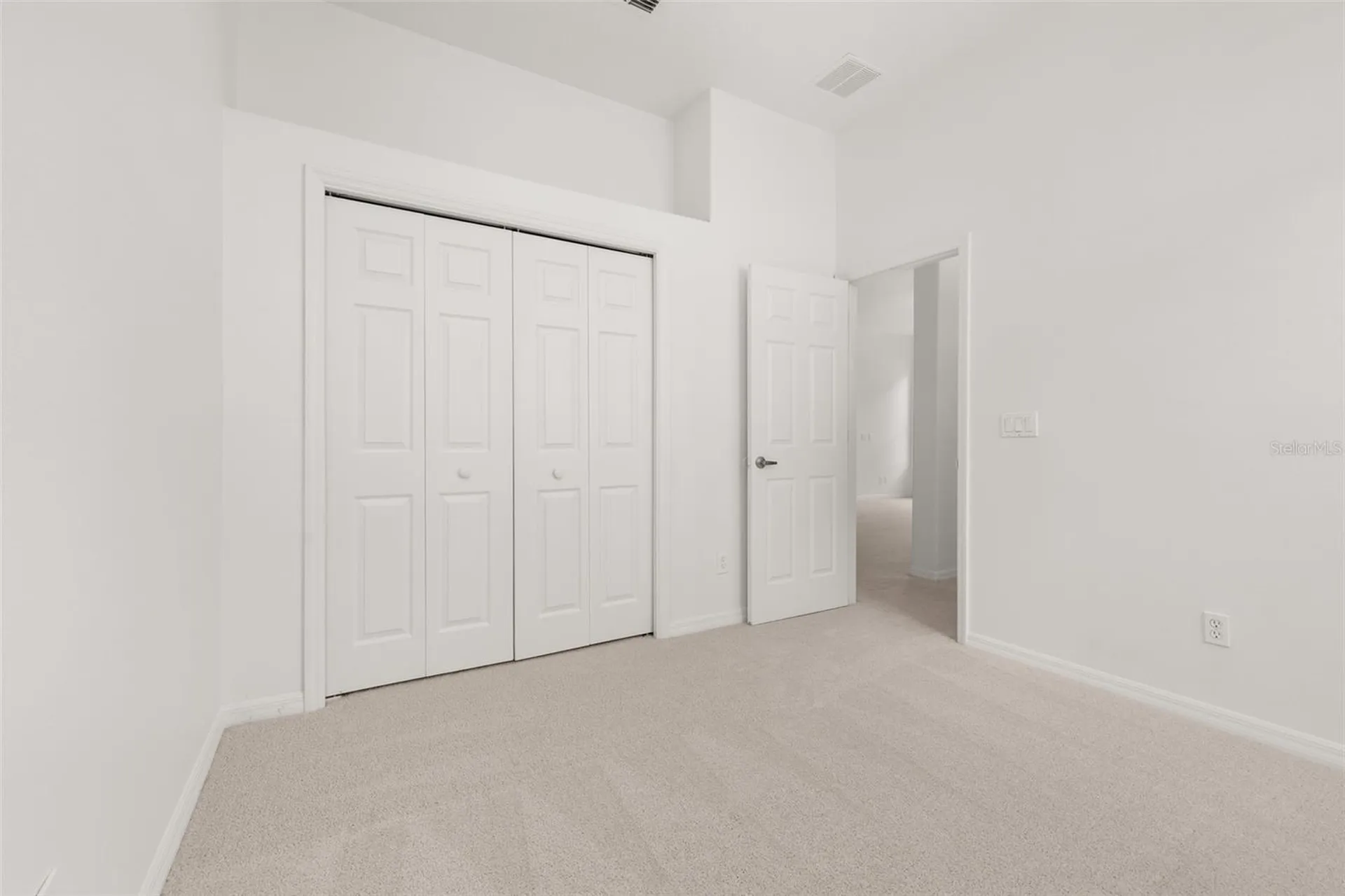 2172 The Oaks Boulevard Kissimmee FL 34746