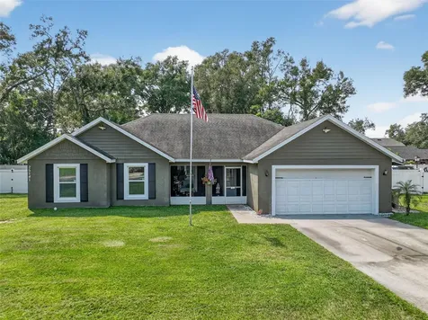 25141 Adair Avenue Sorrento FL 32776