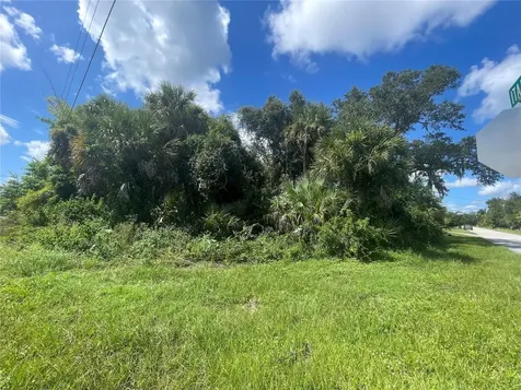Snyder (lot 6 Block 1019) Street North Port FL 34288