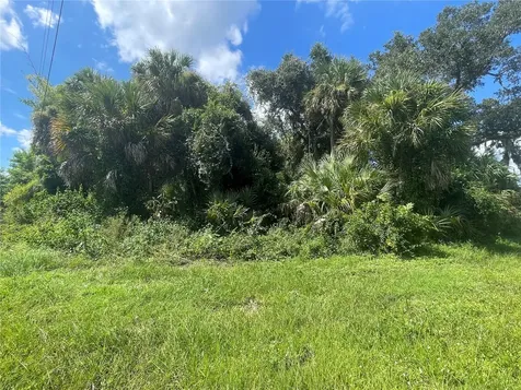 Snyder (lot 6 Block 1019) Street North Port FL 34288