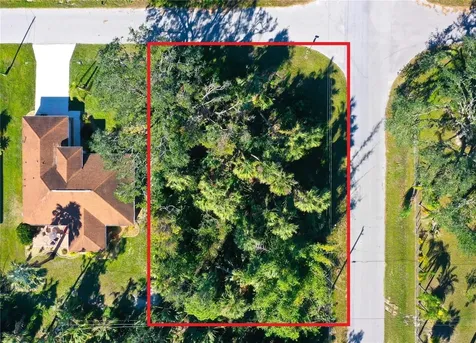 Snyder (lot 6 Block 1019) Street North Port FL 34288