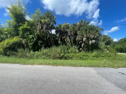 Snyder (lot 6 Block 1019) Street North Port FL 34288