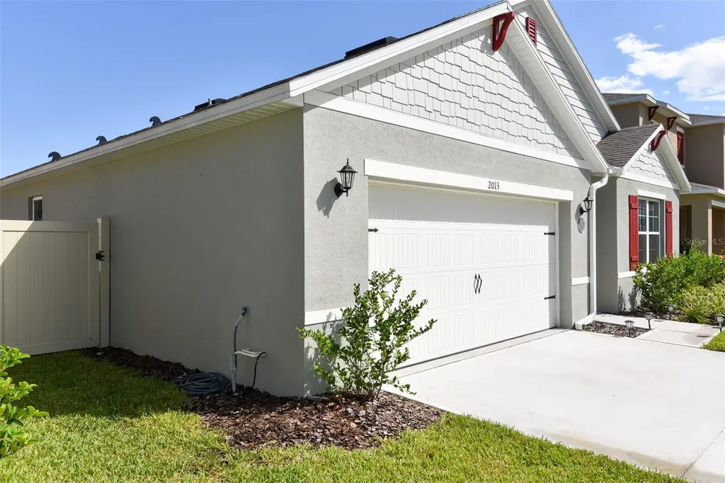 2013 Red Rock Road New Smyrna Beach FL 32168