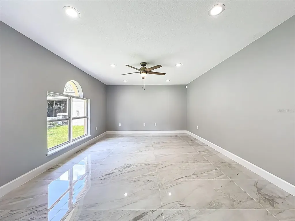 11963 Bentry Street Orlando FL 32824