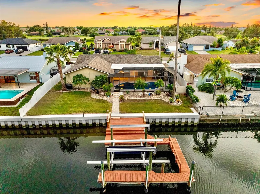 727 Flamingo Drive Apollo Beach FL 33572