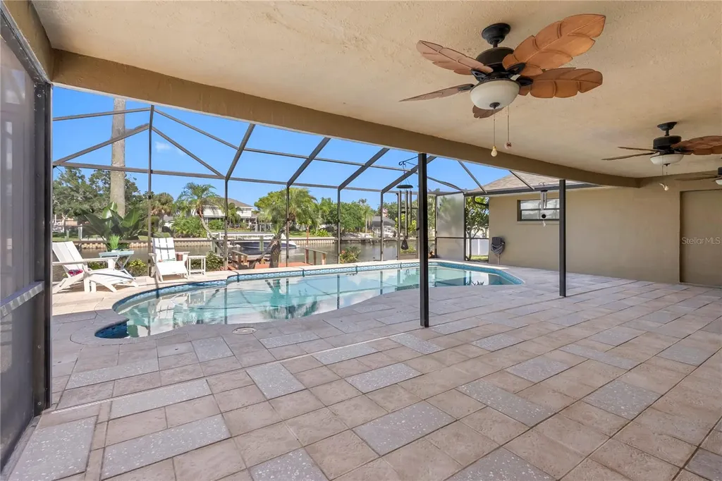 727 Flamingo Drive Apollo Beach FL 33572