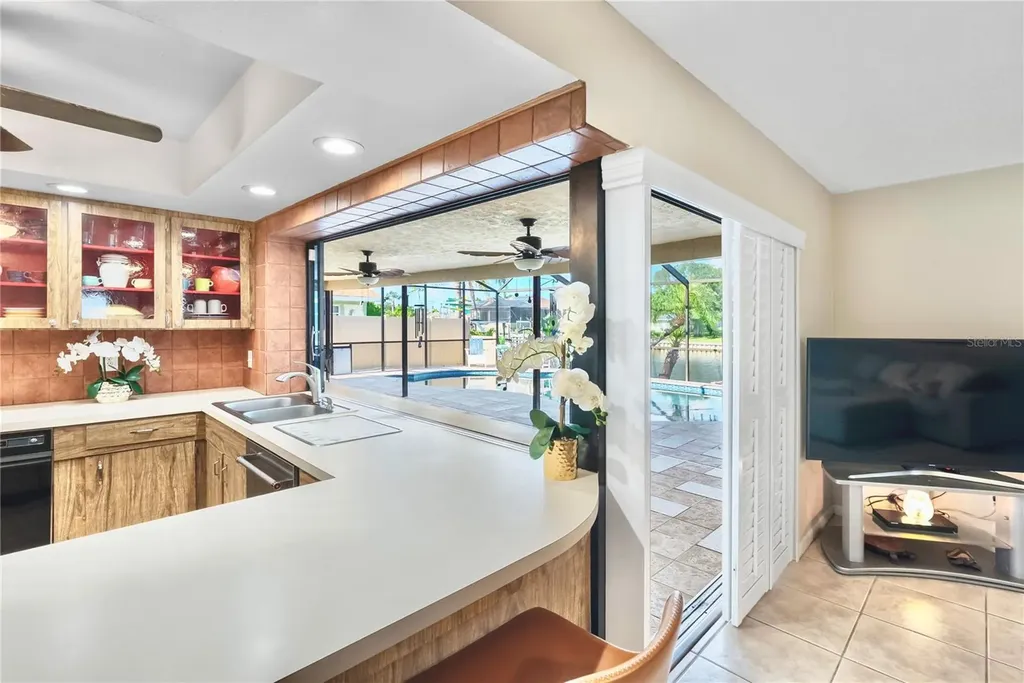 727 Flamingo Drive Apollo Beach FL 33572