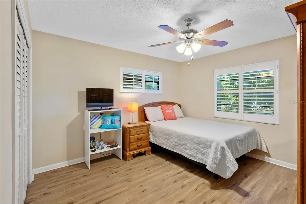 727 Flamingo Drive Apollo Beach FL 33572