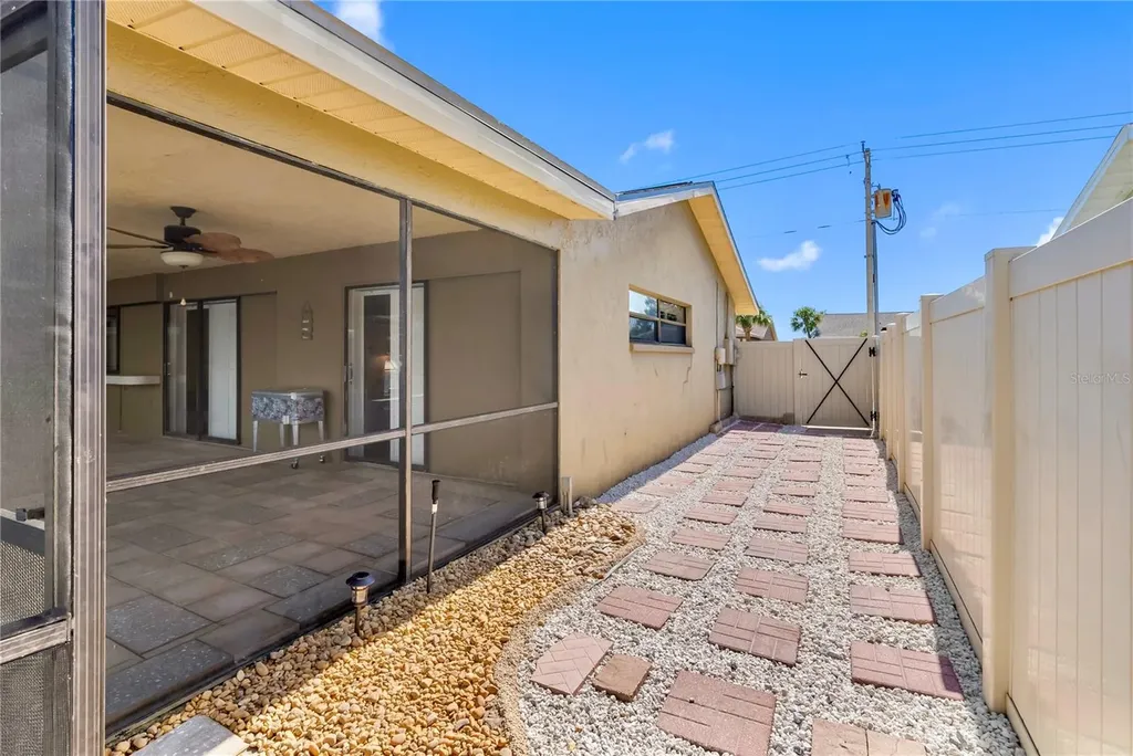 727 Flamingo Drive Apollo Beach FL 33572