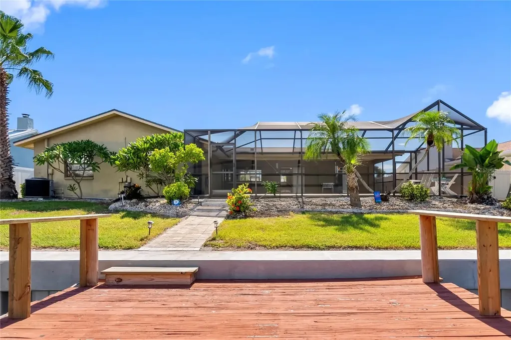 727 Flamingo Drive Apollo Beach FL 33572