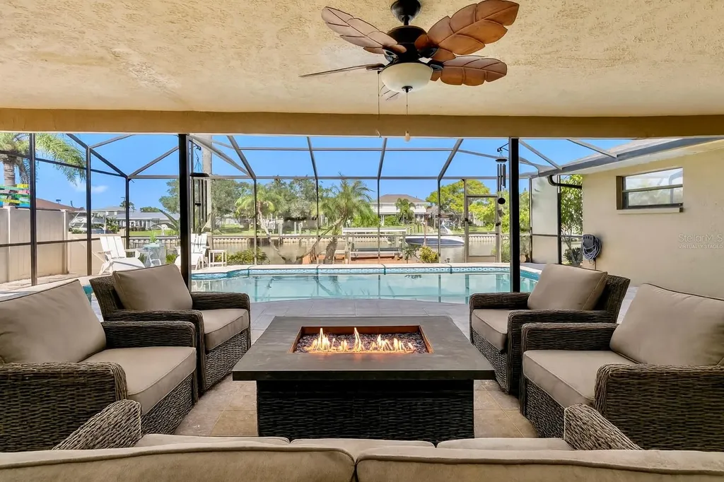 727 Flamingo Drive Apollo Beach FL 33572