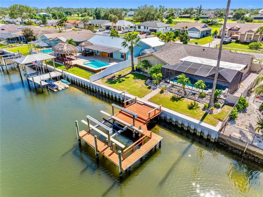 727 Flamingo Drive Apollo Beach FL 33572