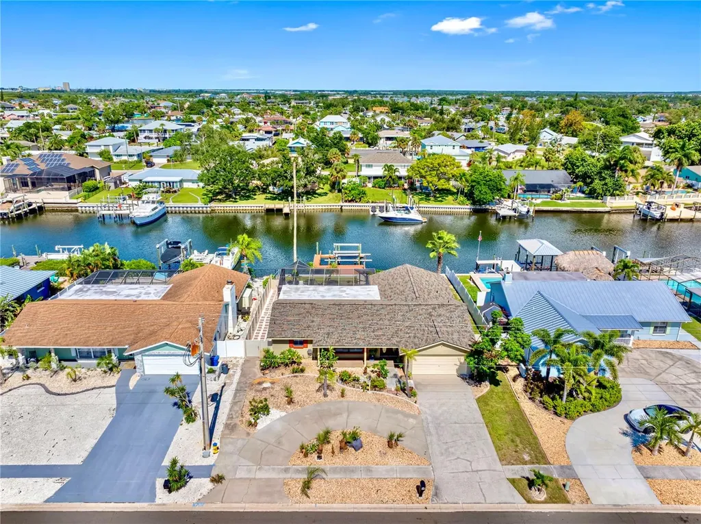 727 Flamingo Drive Apollo Beach FL 33572