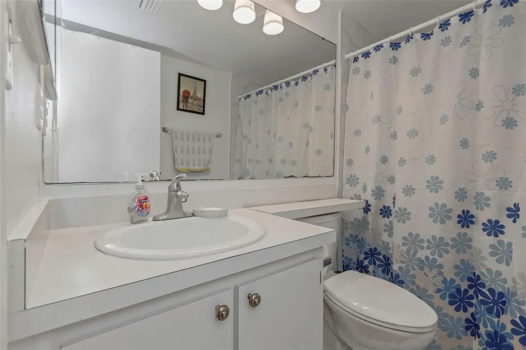 1344 Pine Ridge Circle E Tarpon Springs FL 34688