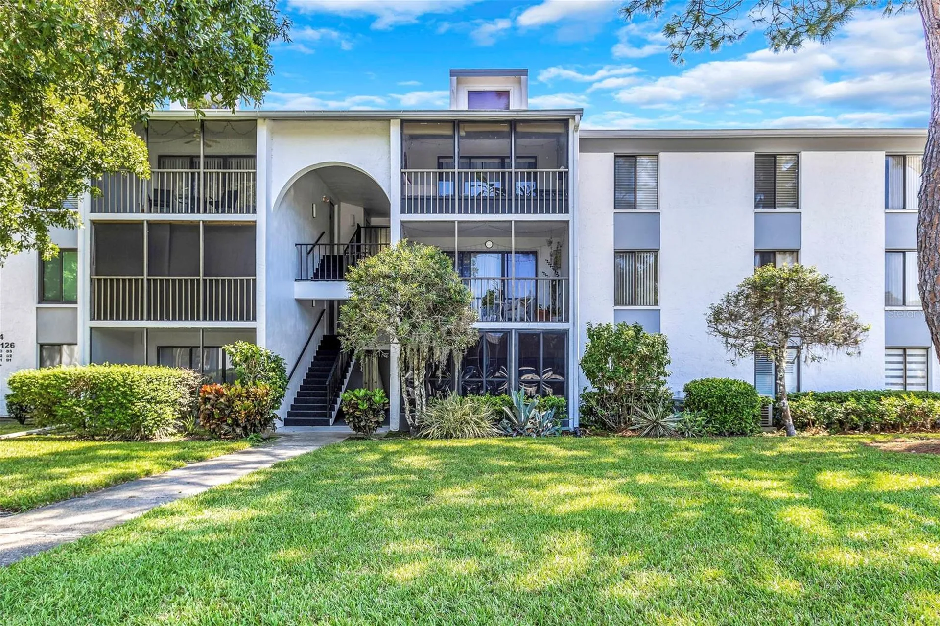 1344 Pine Ridge Circle E Tarpon Springs FL 34688
