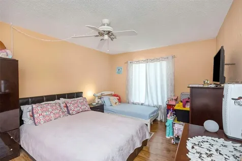 1344 Pine Ridge Circle E Tarpon Springs FL 34688