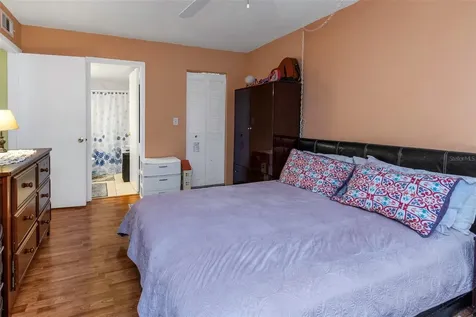 1344 Pine Ridge Circle E Tarpon Springs FL 34688