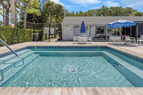 1344 Pine Ridge Circle E Tarpon Springs FL 34688