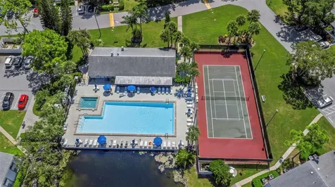 1344 Pine Ridge Circle E Tarpon Springs FL 34688