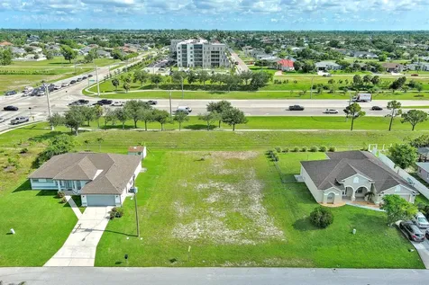 1412 Pine Avenue Lehigh Acres FL 33972
