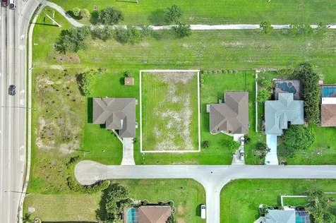 1412 Pine Avenue Lehigh Acres FL 33972