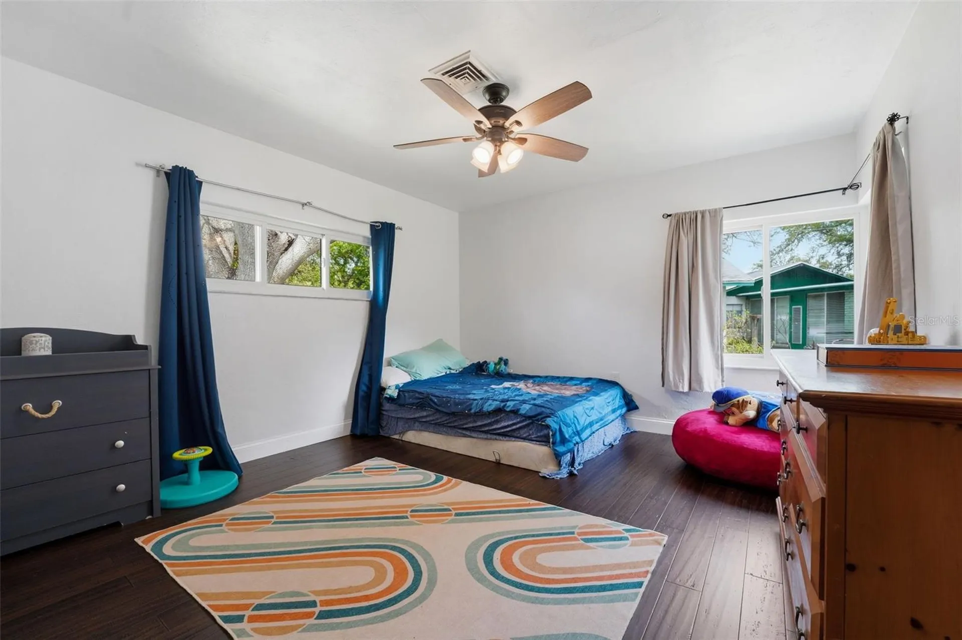 418 Edwards Drive Sarasota FL 34243