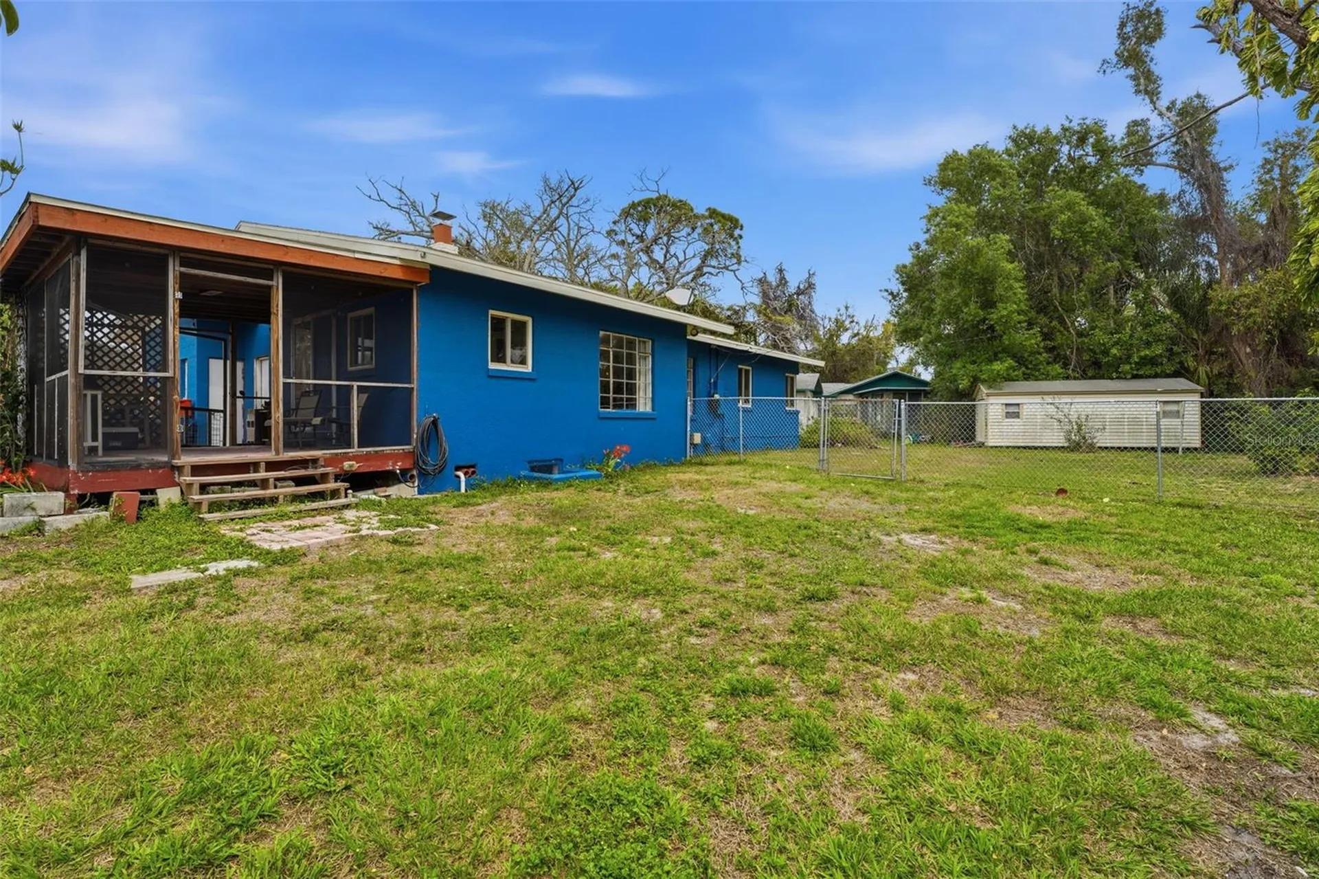 418 Edwards Drive Sarasota FL 34243