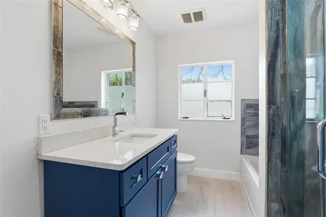 418 Edwards Drive Sarasota FL 34243