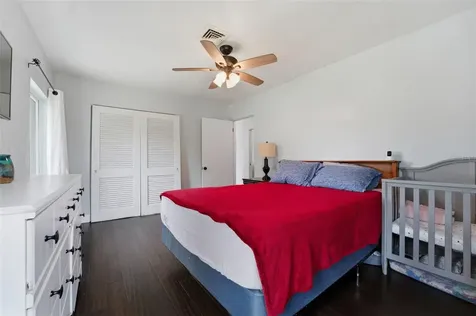 418 Edwards Drive Sarasota FL 34243