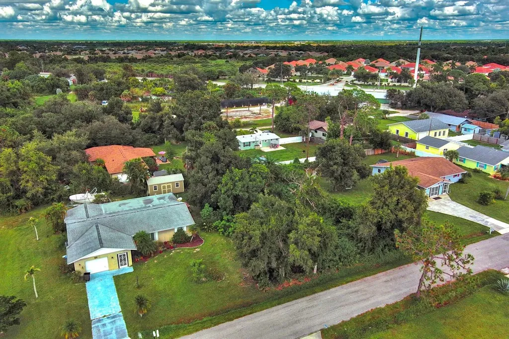 Gillespie Street Englewood FL 34223