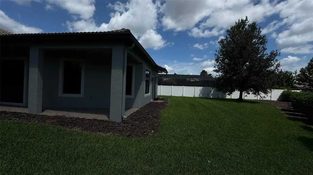 1428 Deuce Circle Davenport FL 33896
