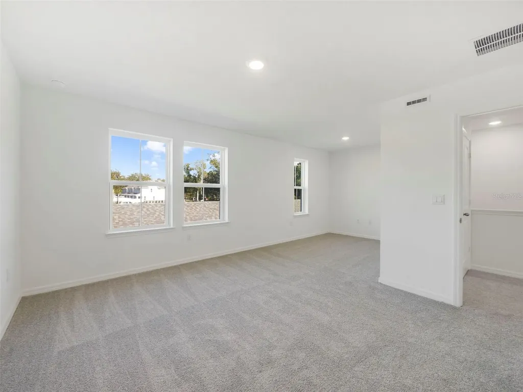 663 Clark Street Oviedo FL 32765